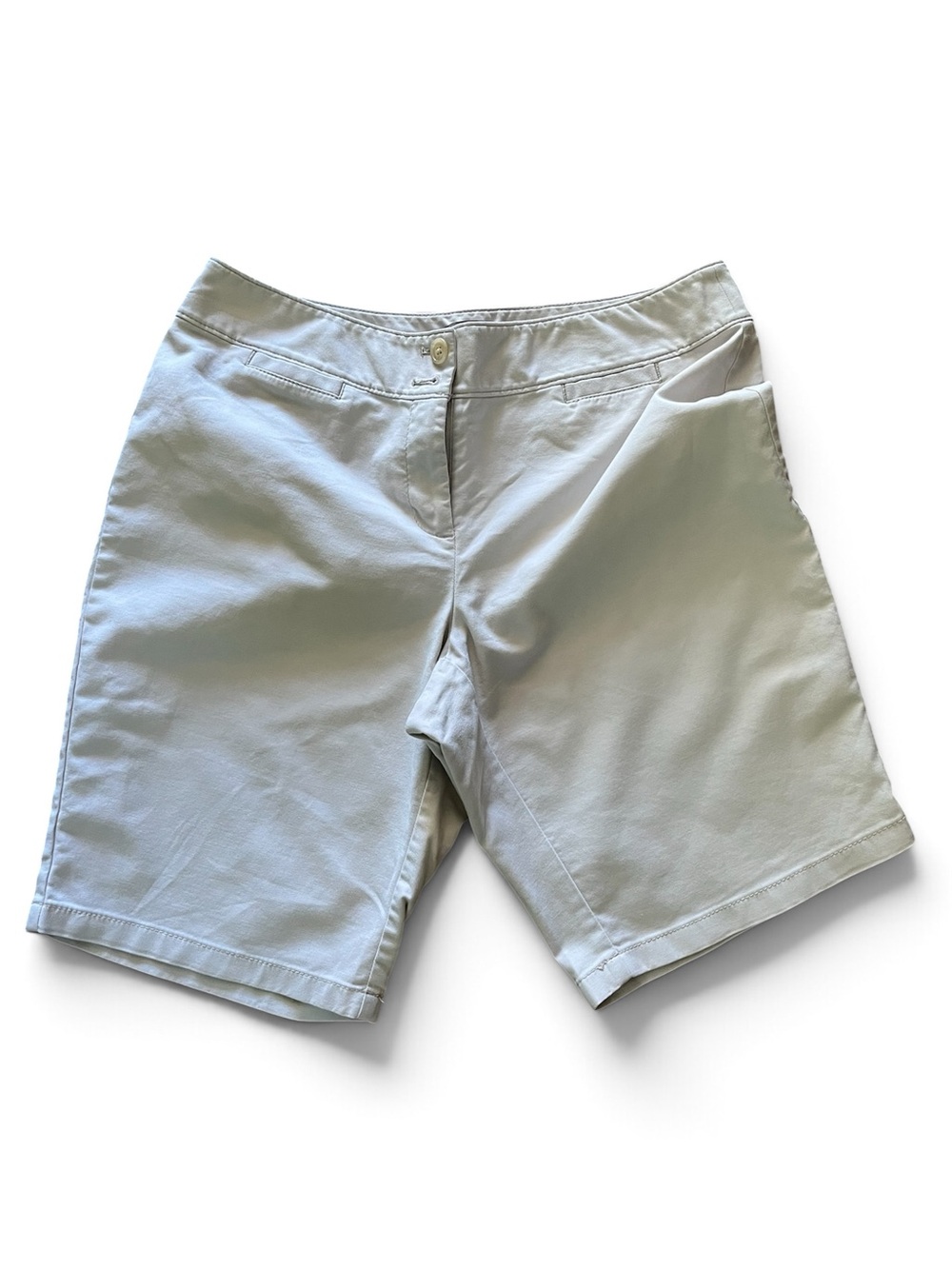 Ann Taylor women’s size 10 Light Gray Casual Chino Shorts